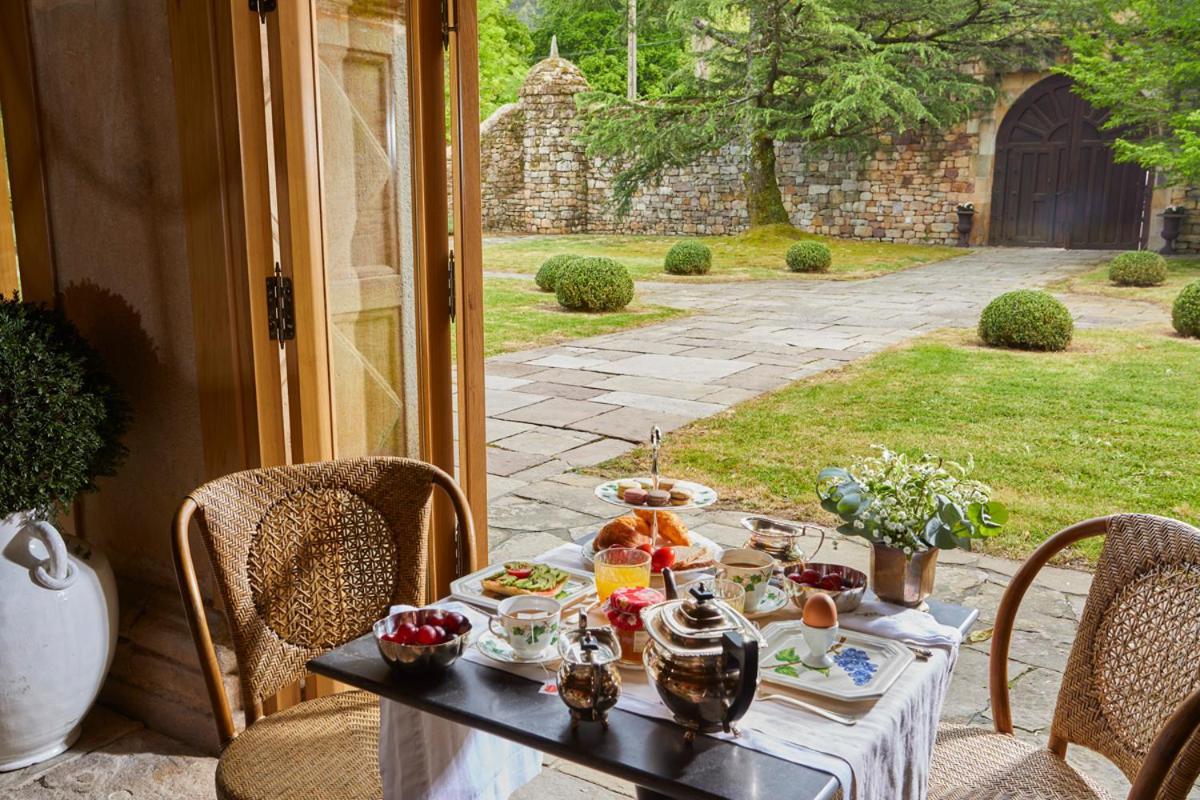 Helguera Palacio Boutique & Antique Vargas 外观 照片